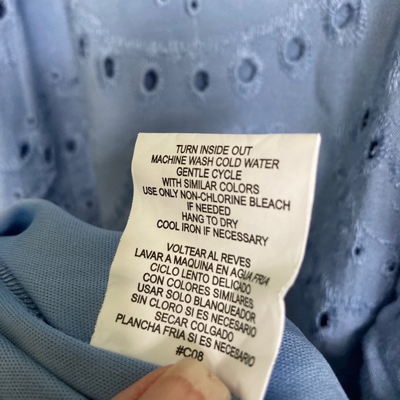 Lavender rayon eyelet sundress—COPY. $20 - Picture 4 of 5